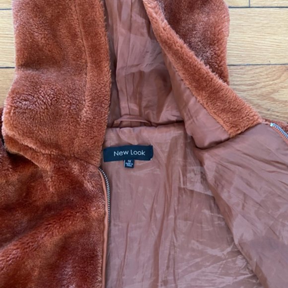 Faux Fur Brown Coat - Picture 6 of 7